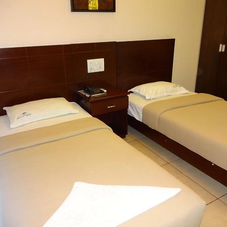 Hotel Sky Lite Coimbatore Esterno foto