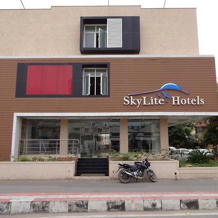 Hotel Sky Lite Coimbatore Esterno foto