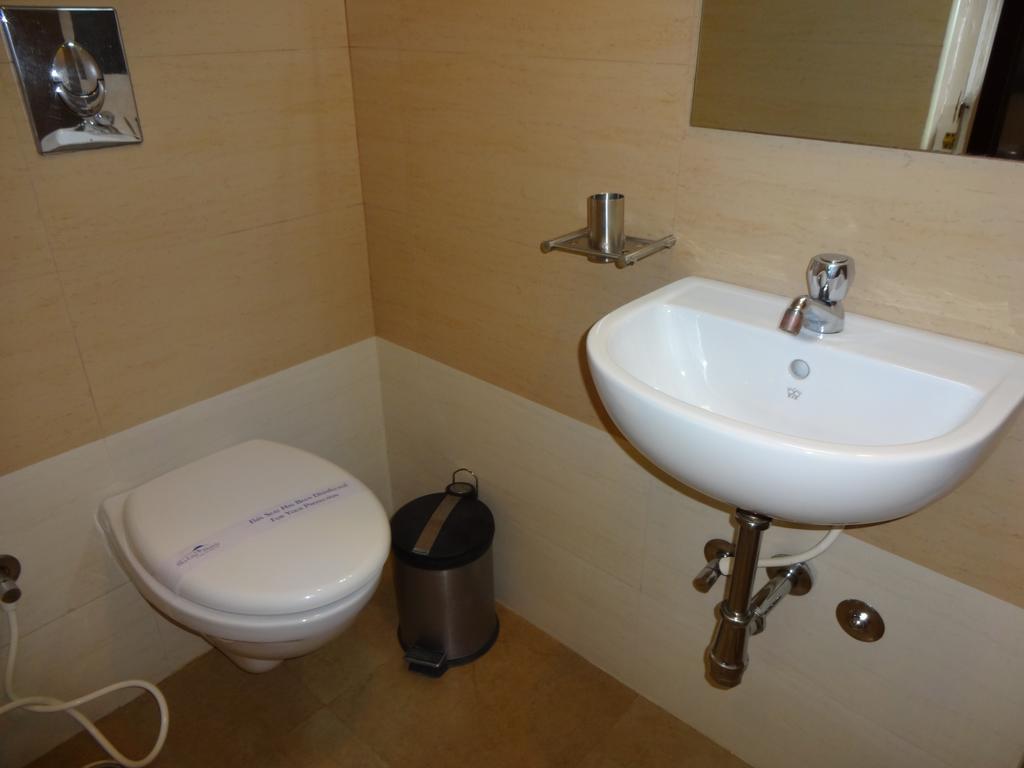 Hotel Sky Lite Coimbatore Esterno foto